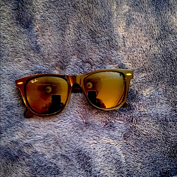 Ray-Ban Accessories - Ray ban sunglasses with case